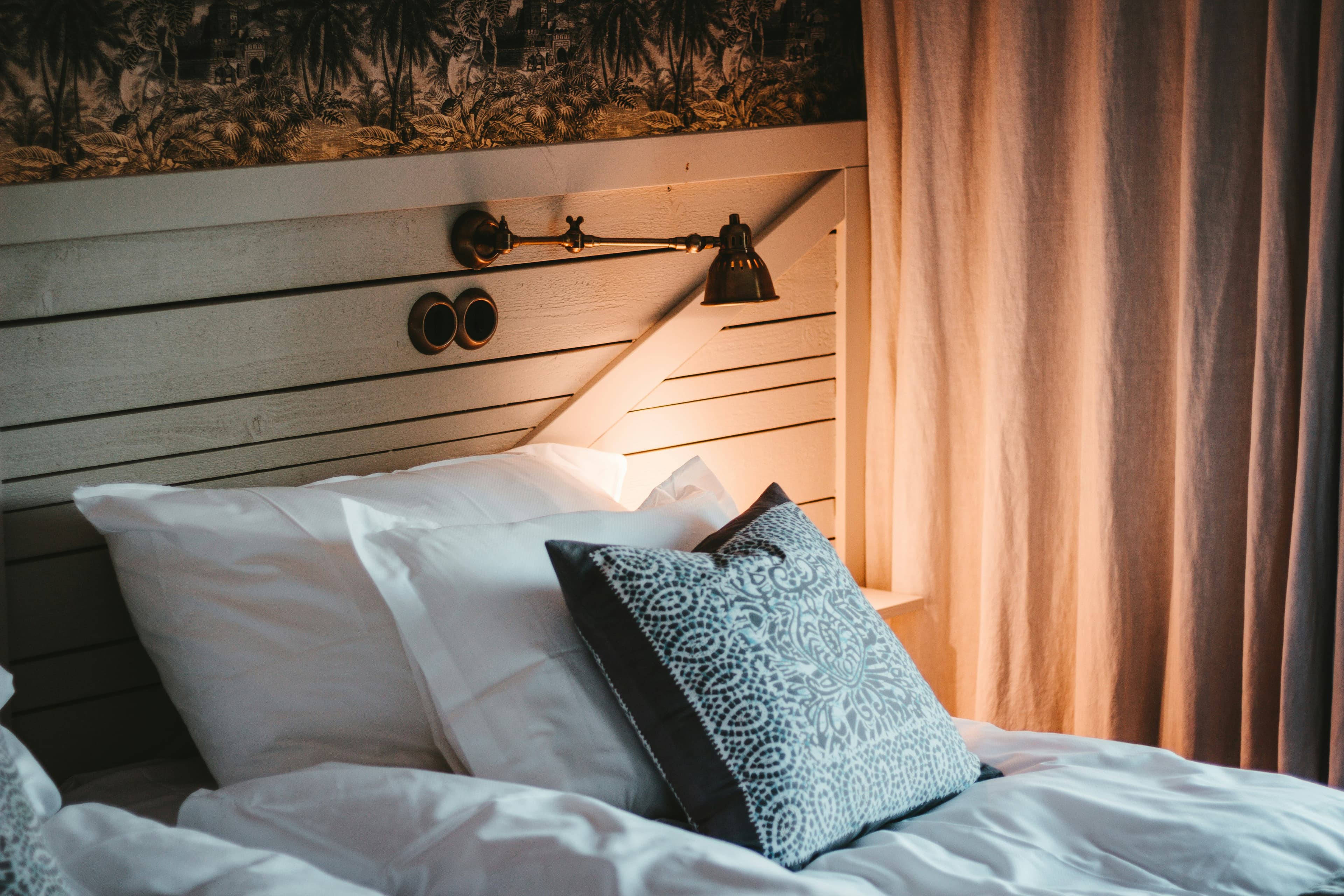 room-0